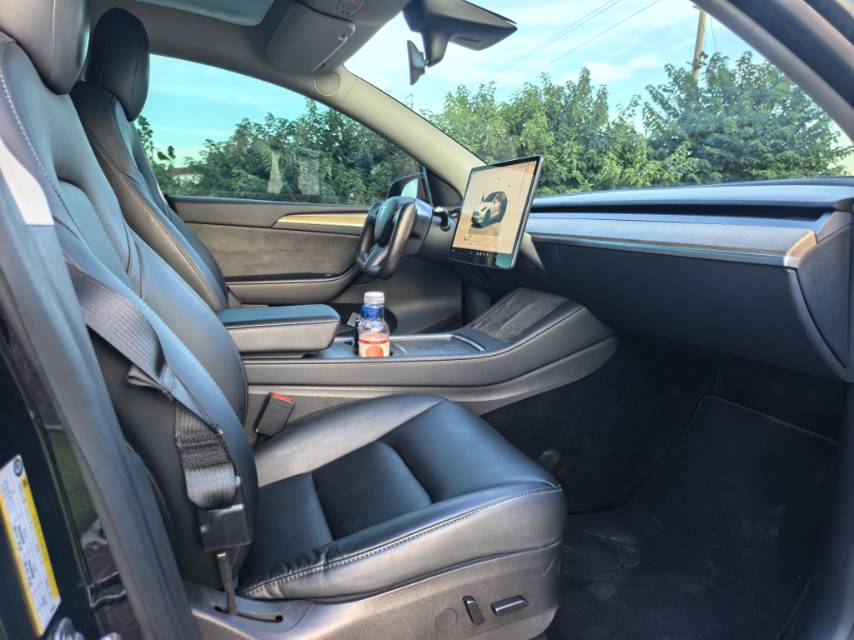 Tesla Model Y 2022 car image #5