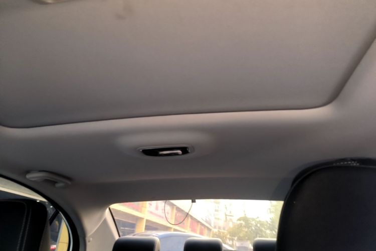 GEELY Emgrand 2021 car image #18