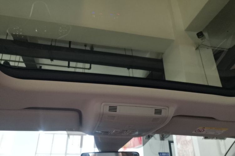 Volkswagen Tharu 2024 car image #18