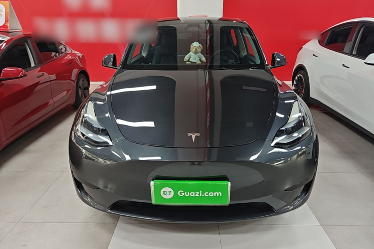 Tesla Model Y 2024 #3 Tesla Model Y 2024 car image #3