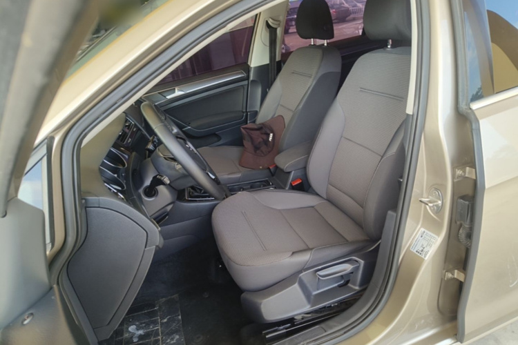 Volkswagen Golf 2017 #15 Volkswagen Golf 2017 car image #15