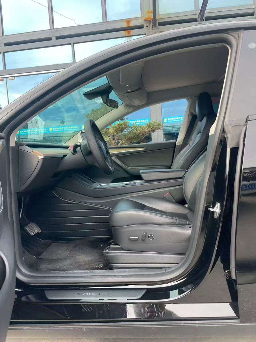 Tesla Model Y 2022 #9 Tesla Model Y 2022 car image #9