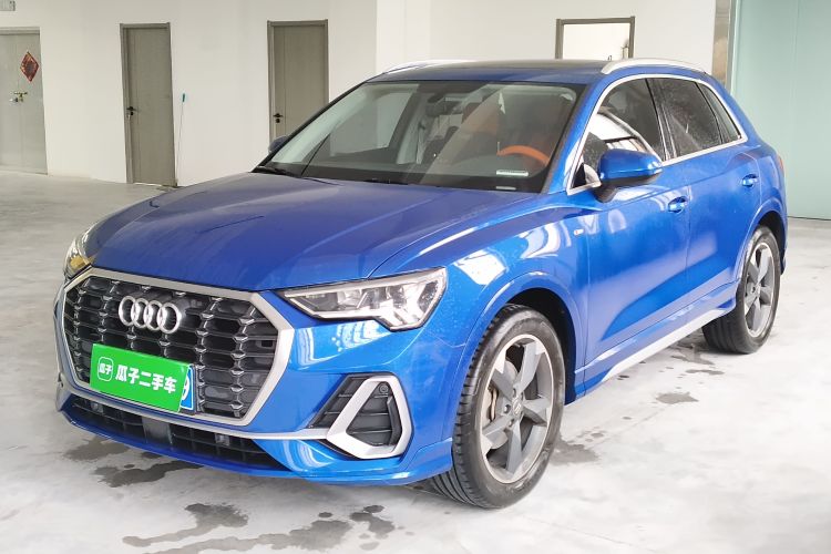 Audi Q3 2019 #2 Audi Q3 2019 car image #2