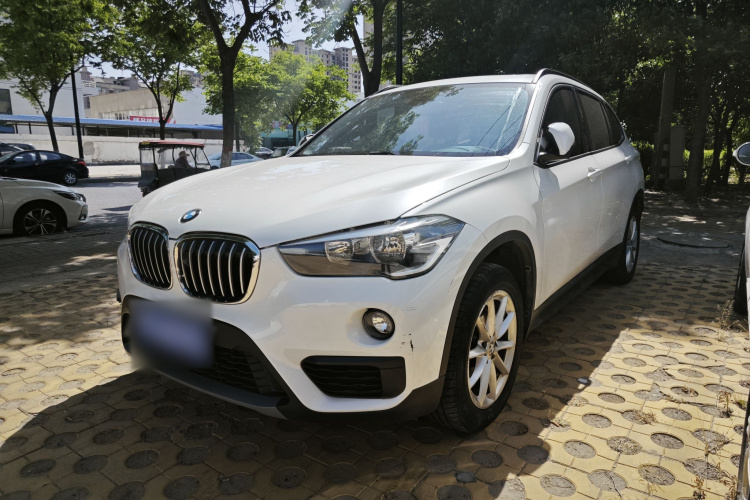 BMW X1 2019 #2 BMW X1 2019 car image #2