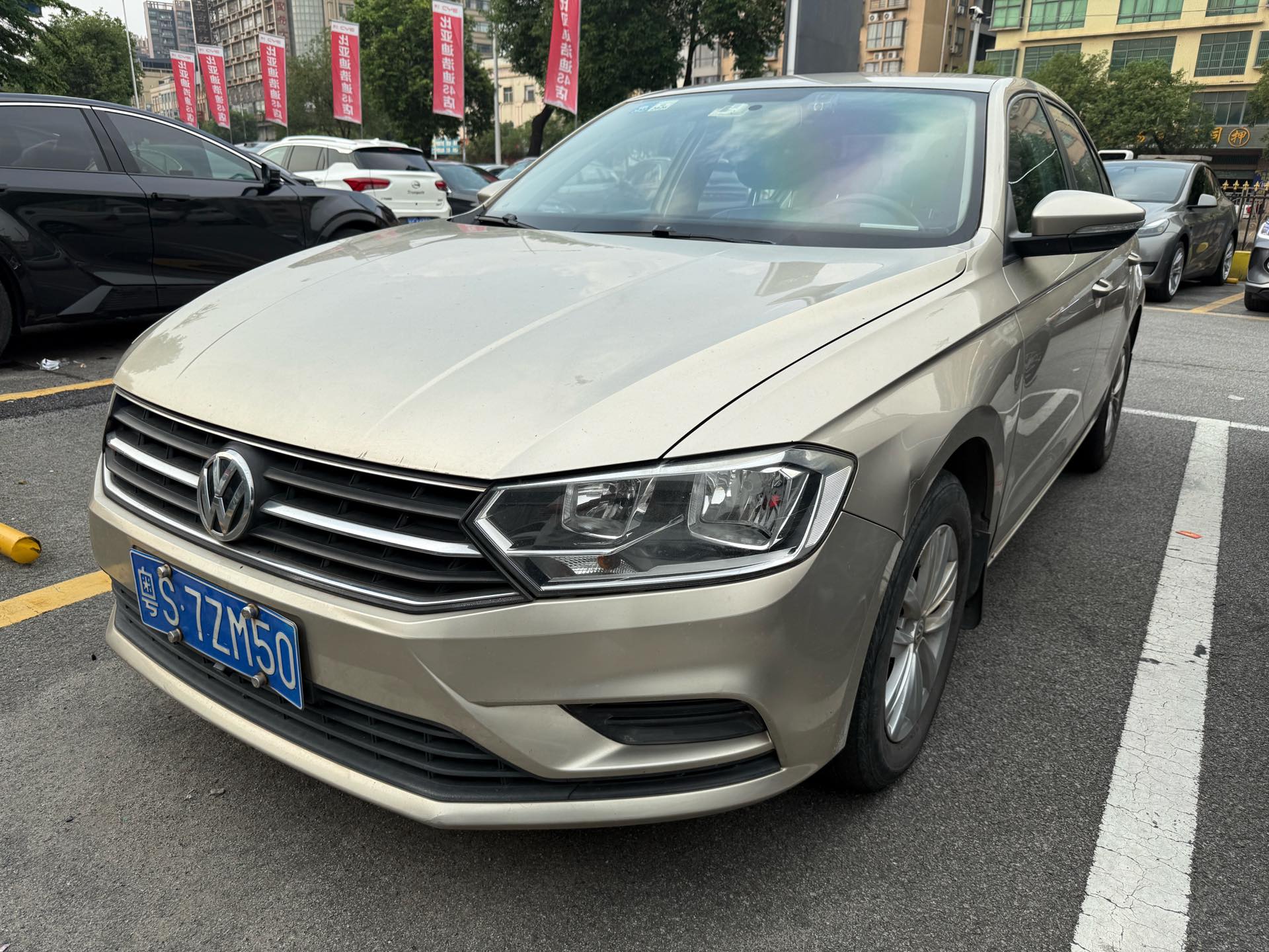 Volkswagen Bora 2018 car image 