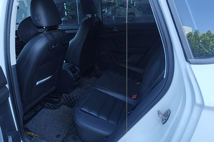 Volkswagen Tharu 2021 car image #13