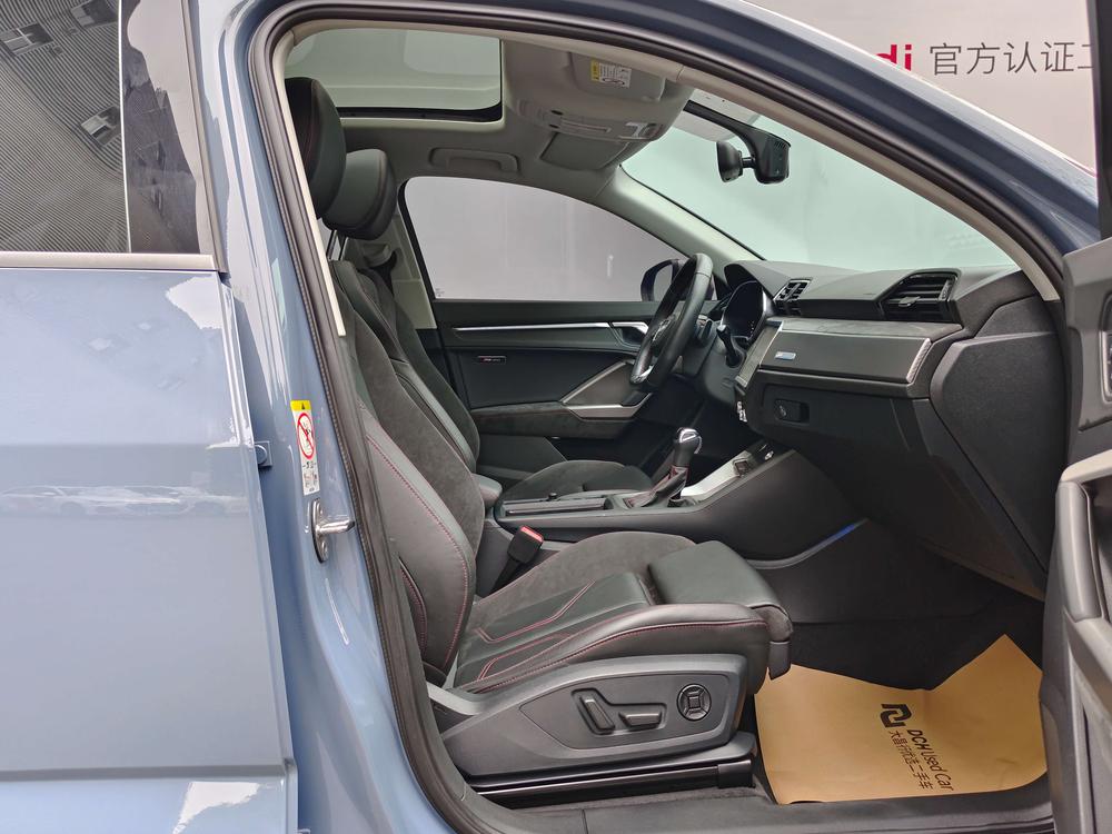 Audi Q3 Sportback 2021 #22 Audi Q3 Sportback 2021 immagine di auto #22