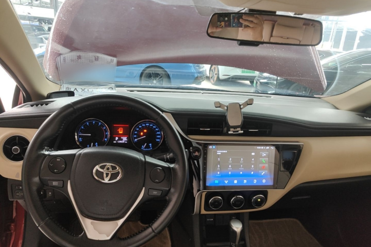 Toyota Corolla 2017 #11 Toyota Corolla 2017 car image #11