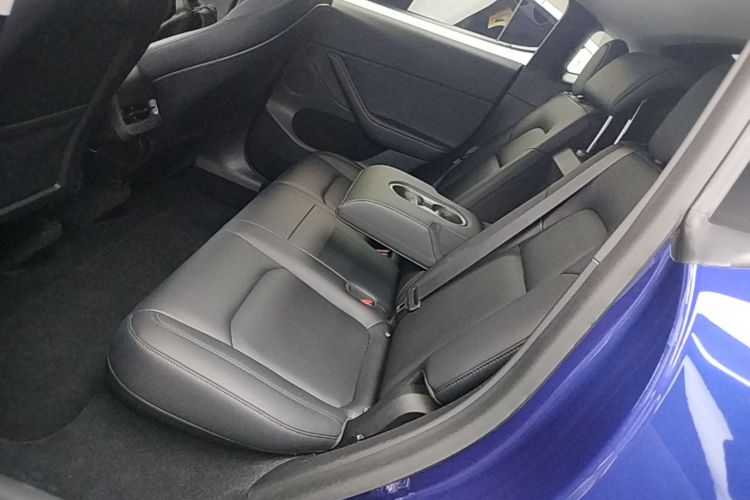 Tesla Model Y 2022 #17 Tesla Model Y 2022 car image #17