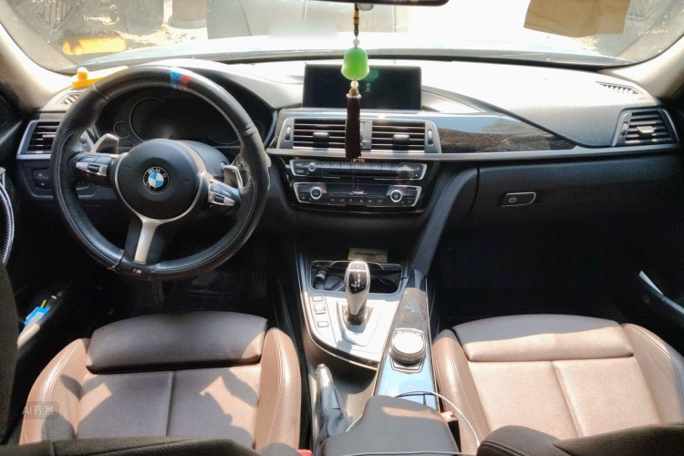 BMW 3 Series 2018 #11 BMW 3 Series 2018 car image #11