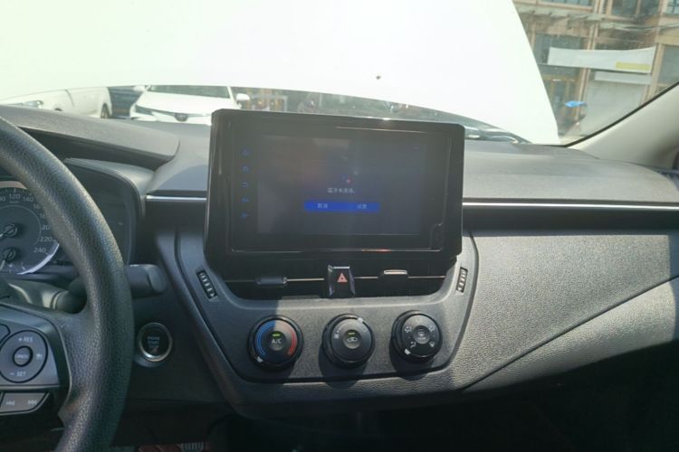 Toyota Corolla 2023 car image #17