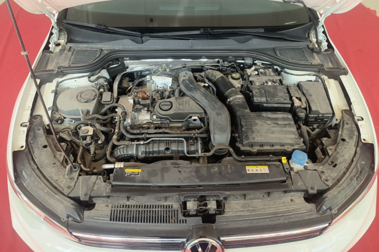 Volkswagen Golf 2025 #20 Volkswagen Golf 2025 car image #20