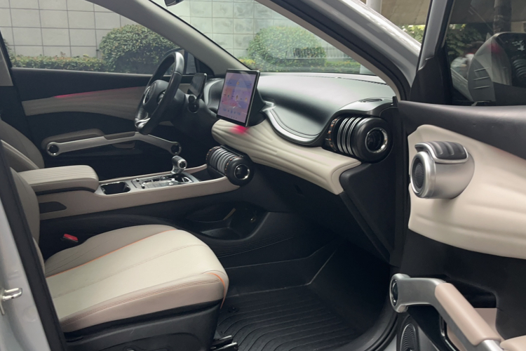 BYD Yuan Plus 2023 #18 BYD Yuan Plus 2023 car image #18