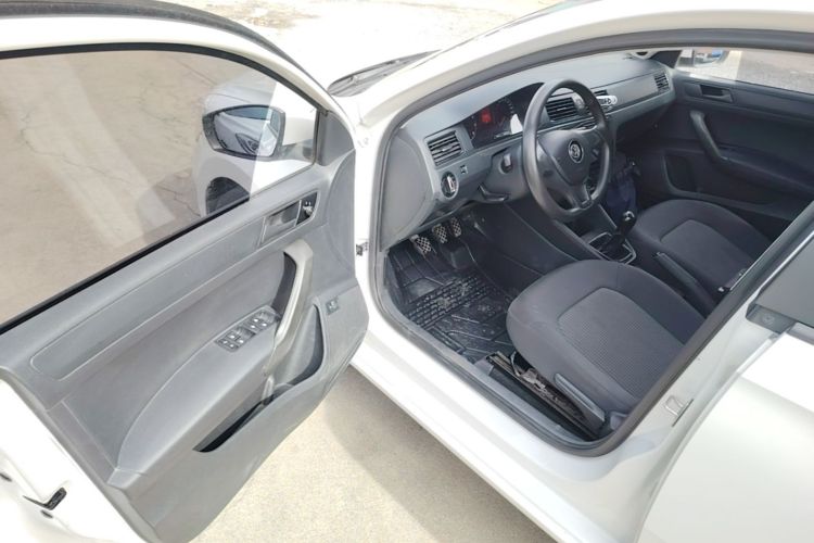 Volkswagen Santana 2016 #16 Volkswagen Santana 2016 car image #16