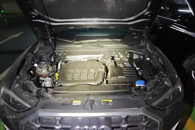 Audi Q3 2022 car image #22