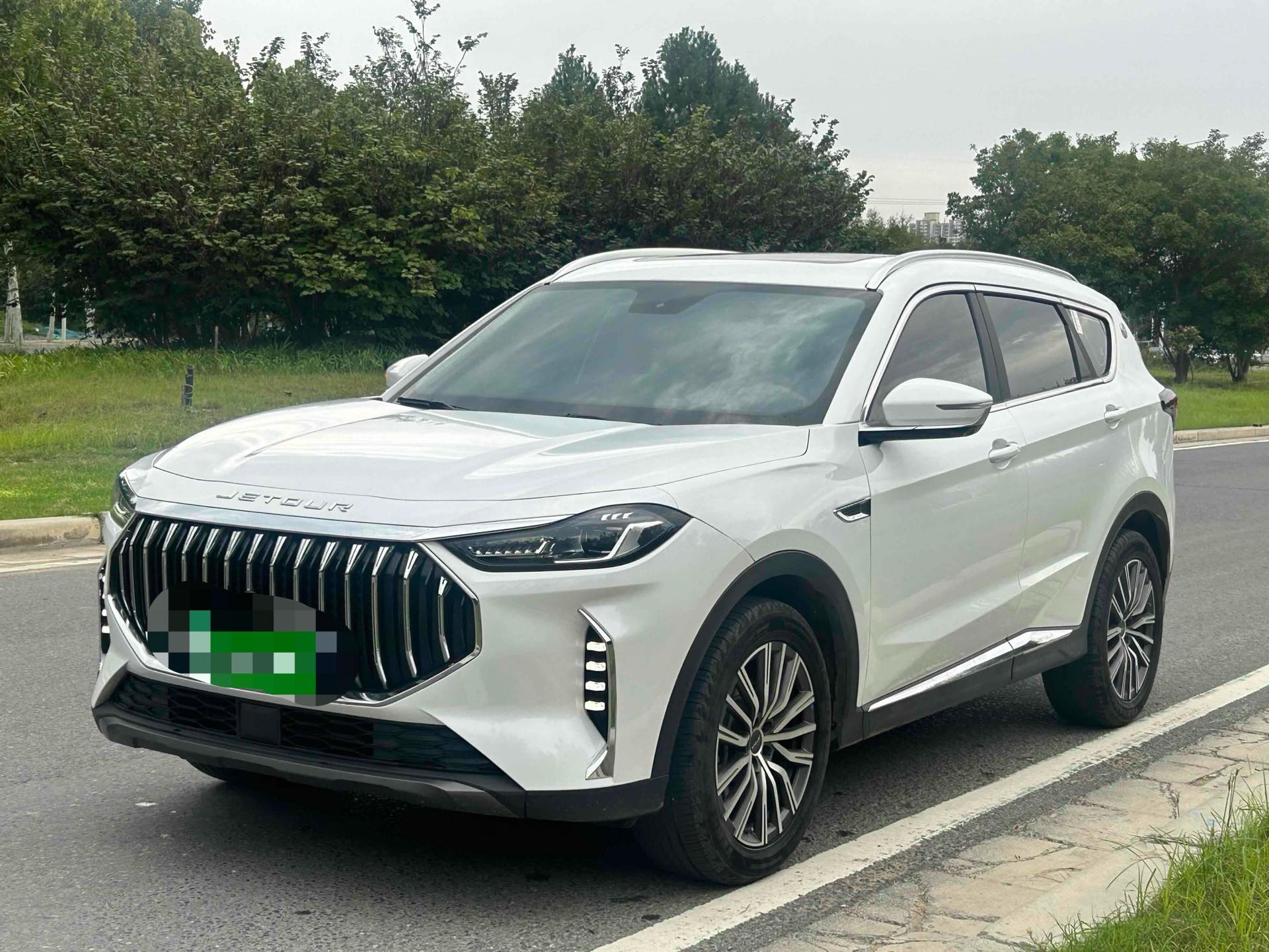 Jetour X70 PLUS 2024 car image 