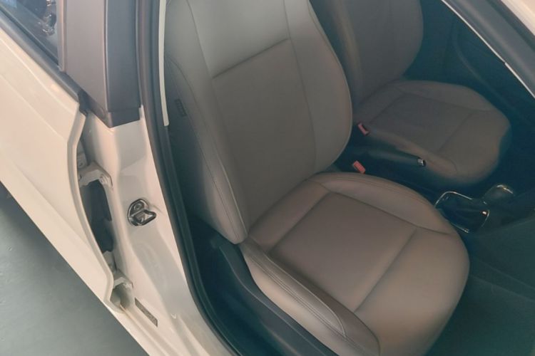 Volkswagen Polo 2018 #26 Volkswagen Polo 2018 car image #26