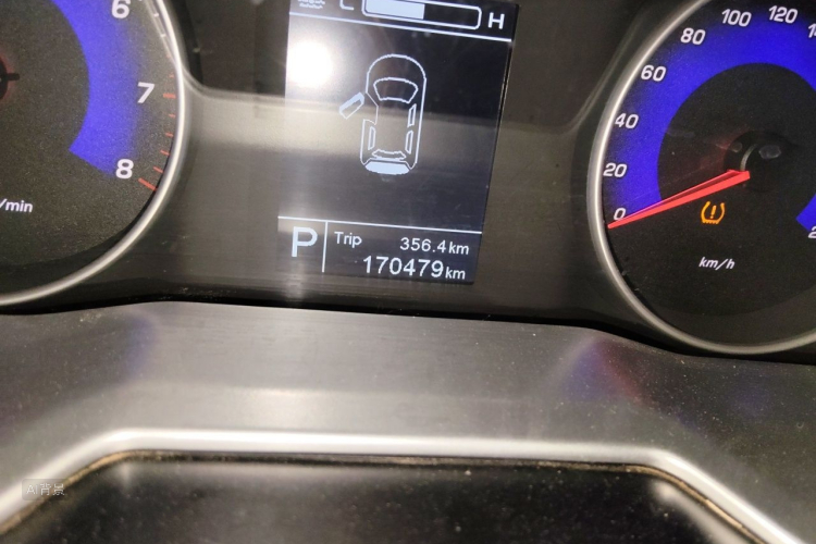 GEELY Emgrand 2016 car image #14
