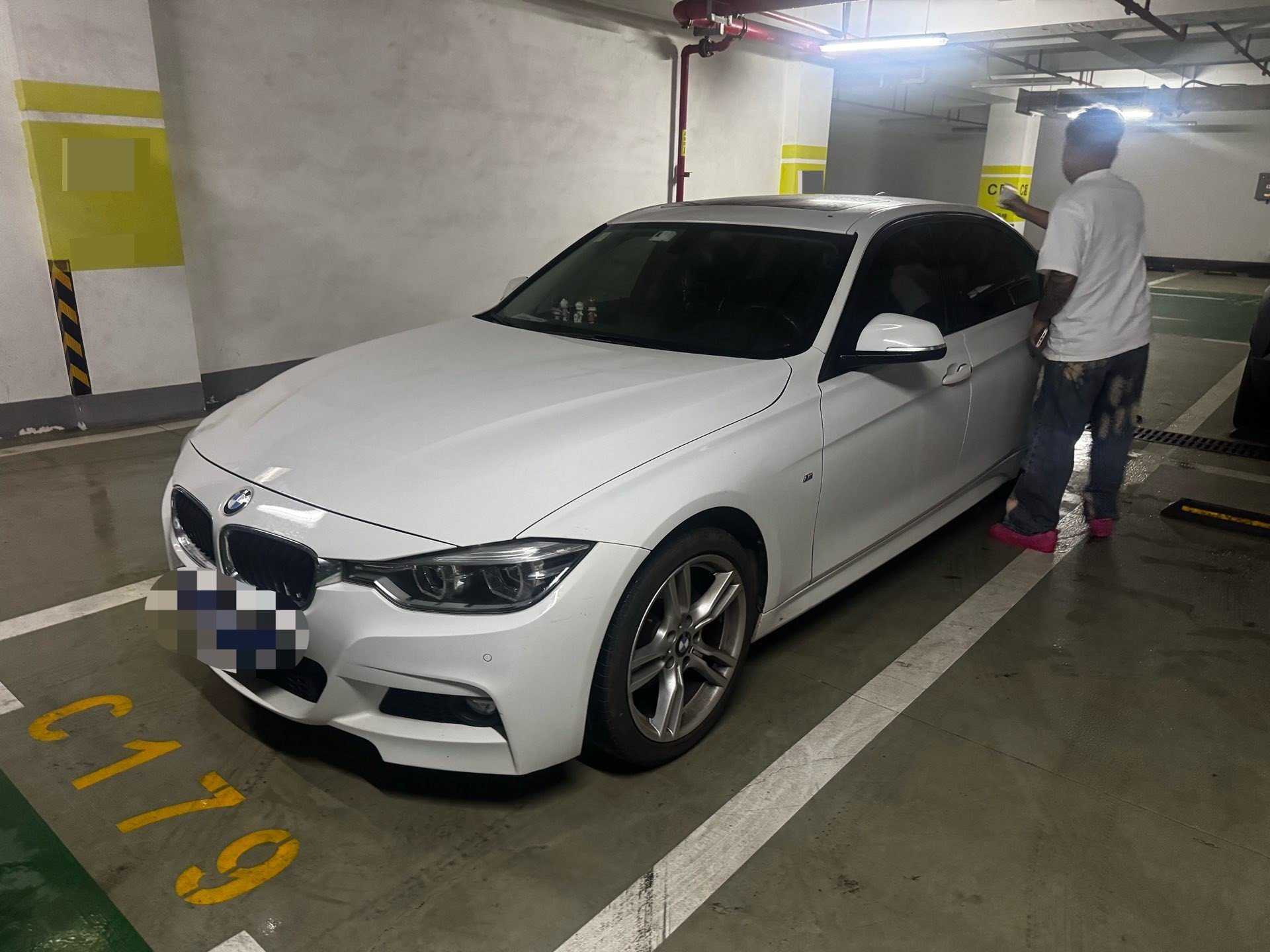 BMW 3 Series 2018 BMW 3 Series 2018 car image