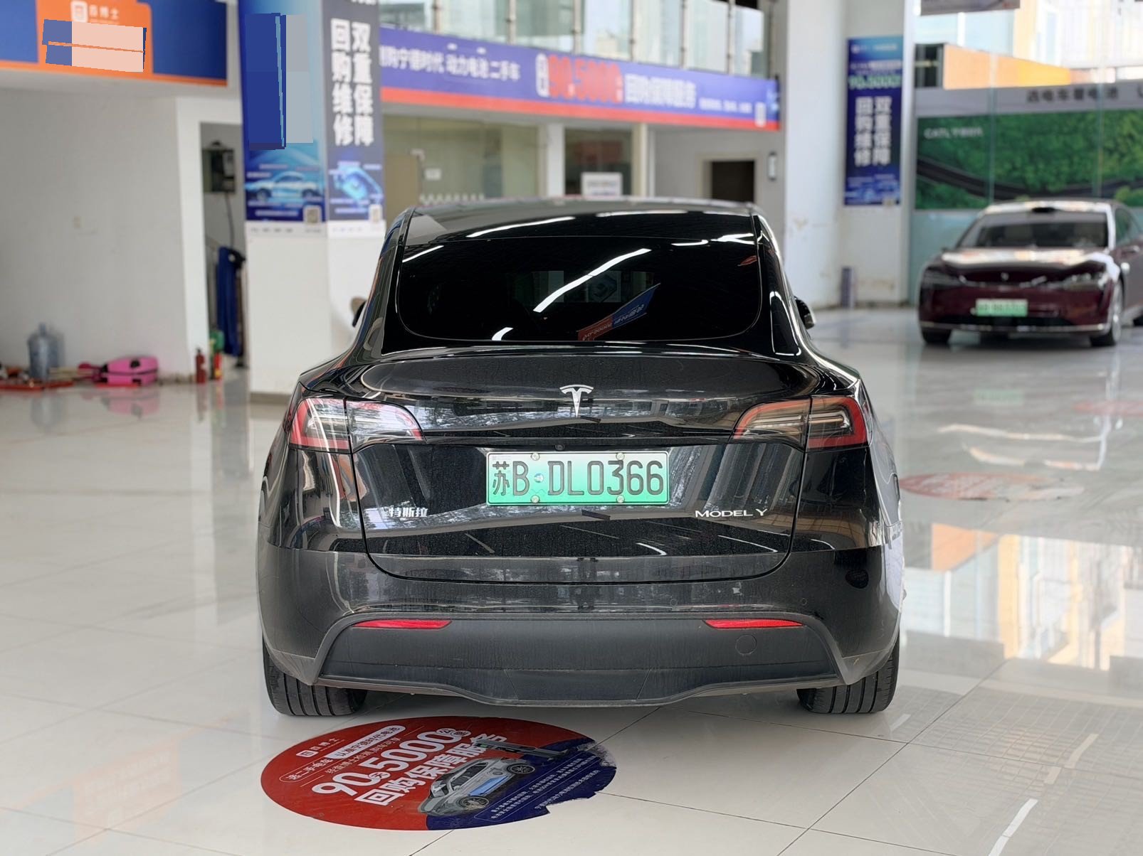 Tesla Model Y 2023 car image #5