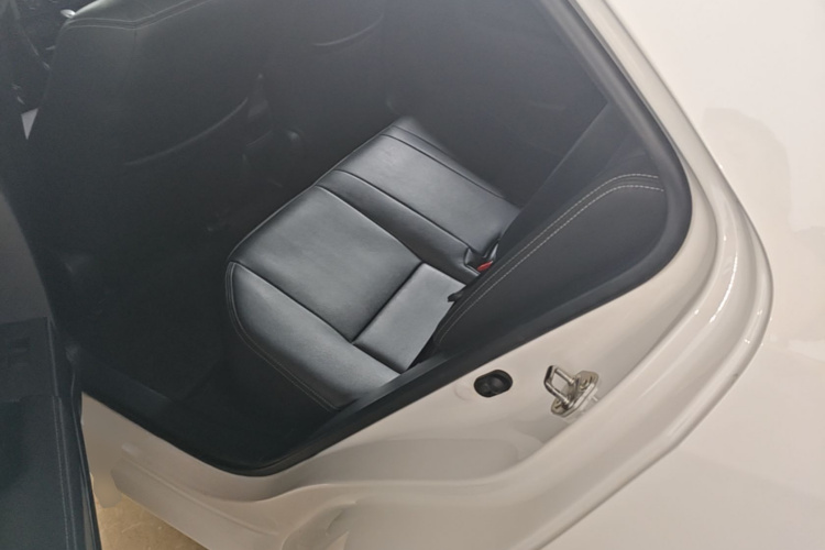 Toyota Corolla 2018 #17 Toyota Corolla 2018 car image #17