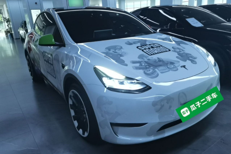Tesla Model Y 2023 car image #4