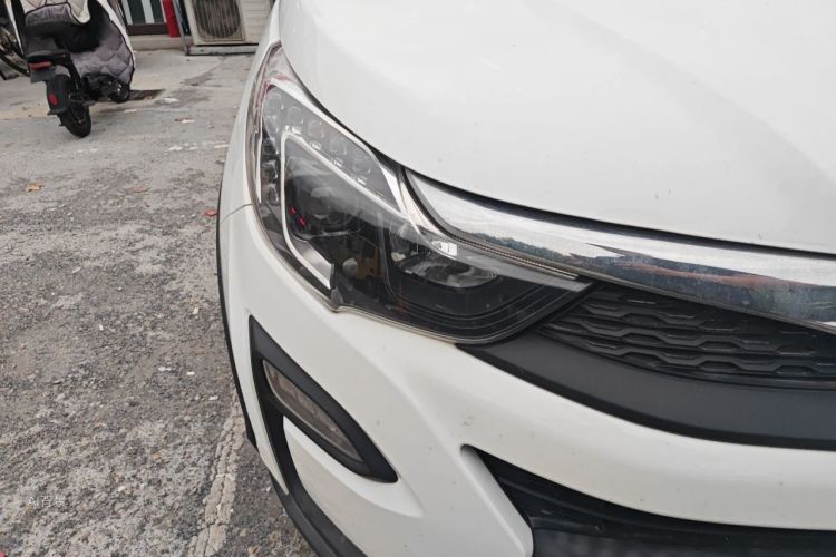 BYD Yuan 2017 #8 BYD Yuan 2017 car image #8