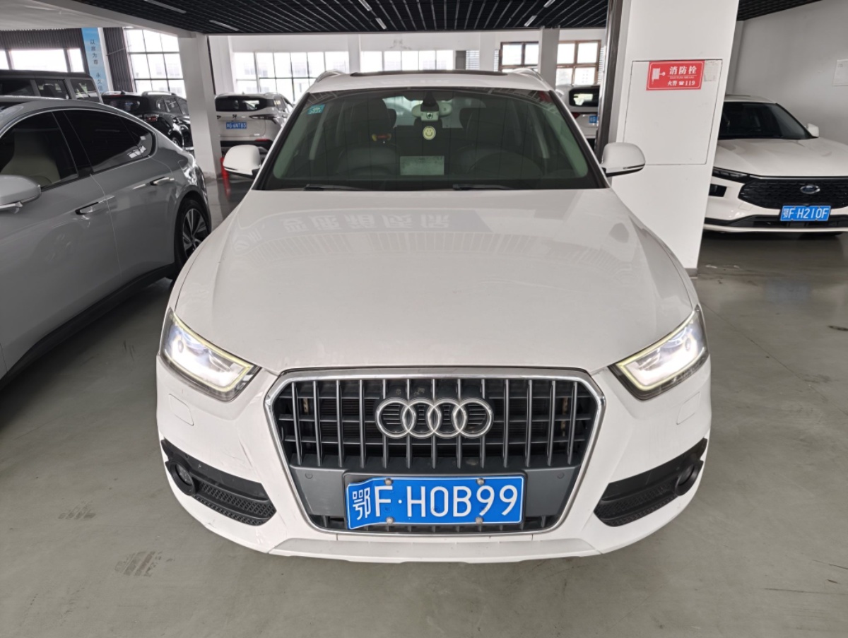 Audi Q3 2015 #2 Audi Q3 2015 car image #2