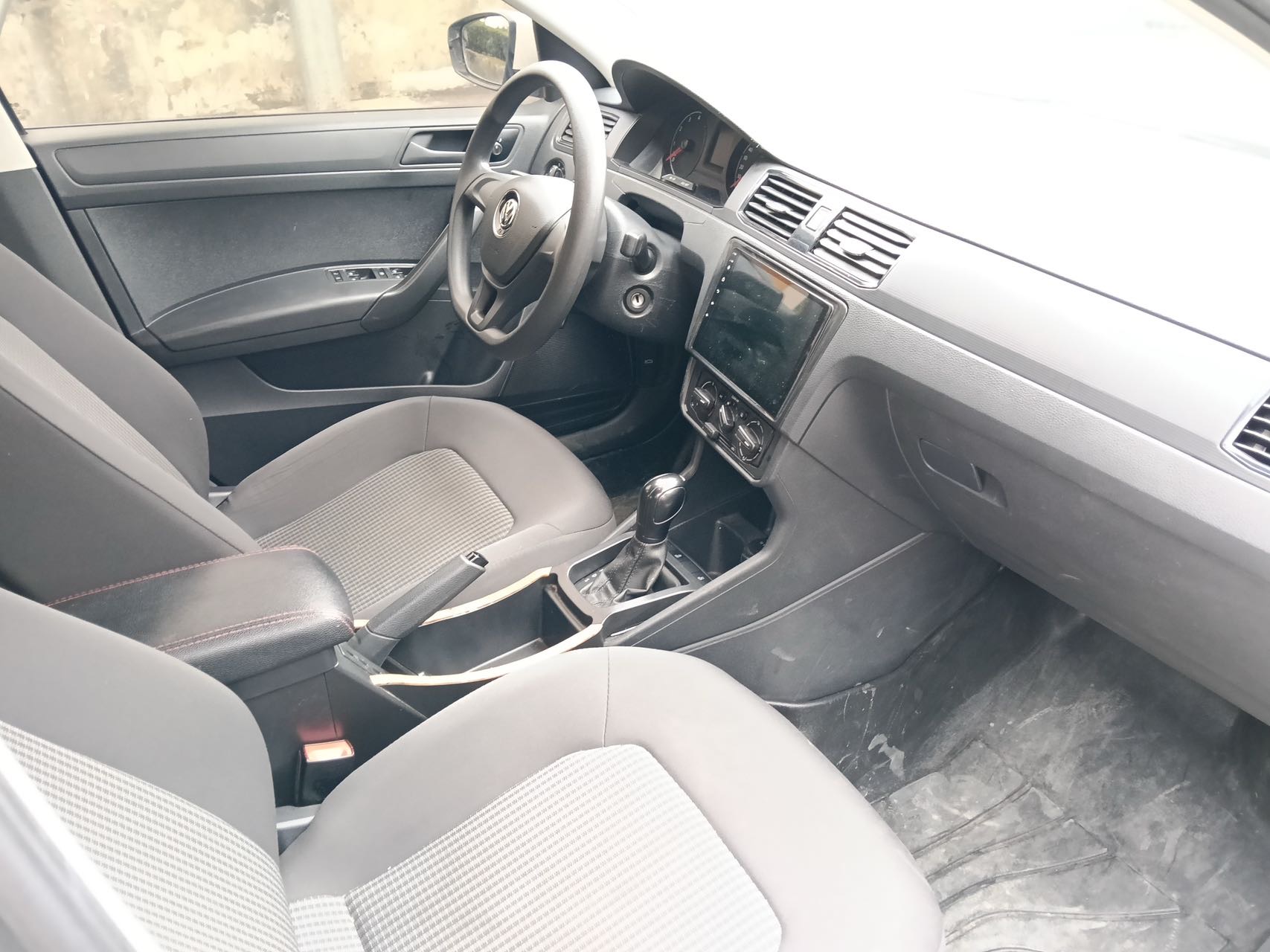 Volkswagen Santana 2022 car image #7