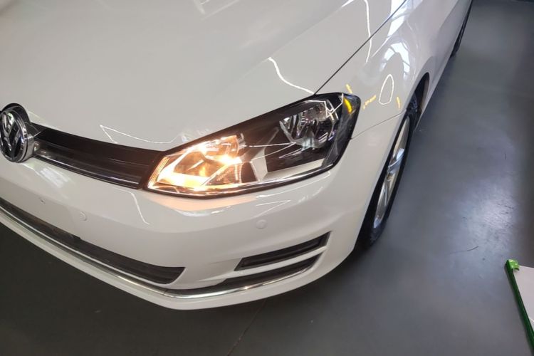 Volkswagen Golf 2016 car image #23