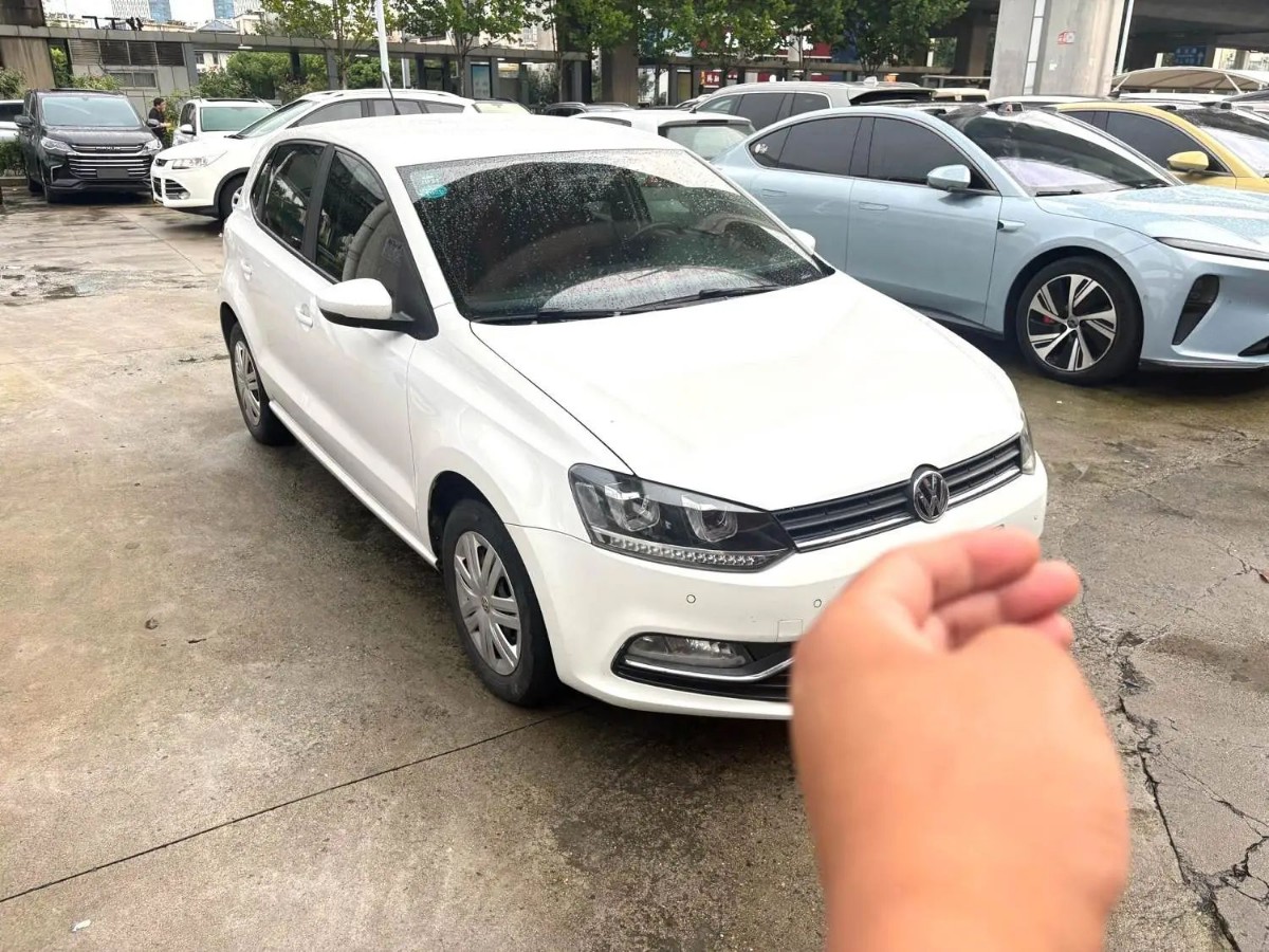 Volkswagen Polo 2017 #4 Volkswagen Polo 2017 car image #4