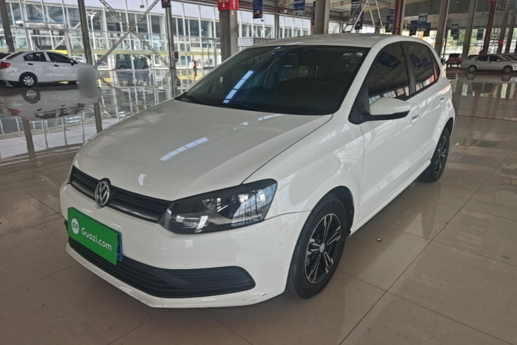 Volkswagen Polo 2018 car image #2