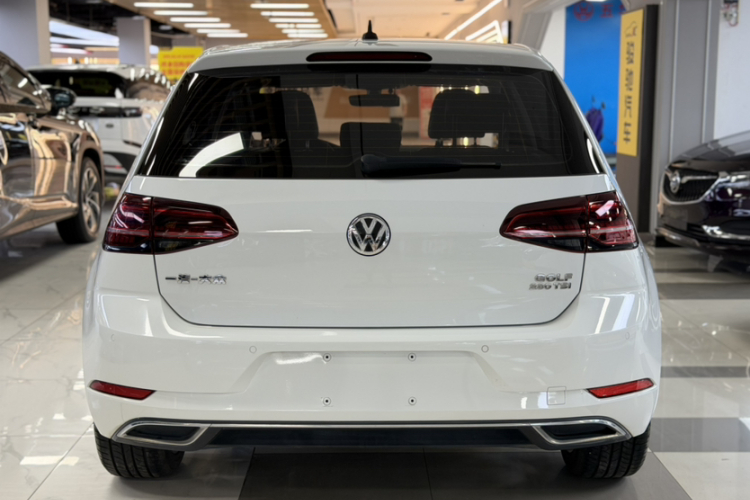 Volkswagen Golf 2020 #5 Volkswagen Golf 2020 car image #5