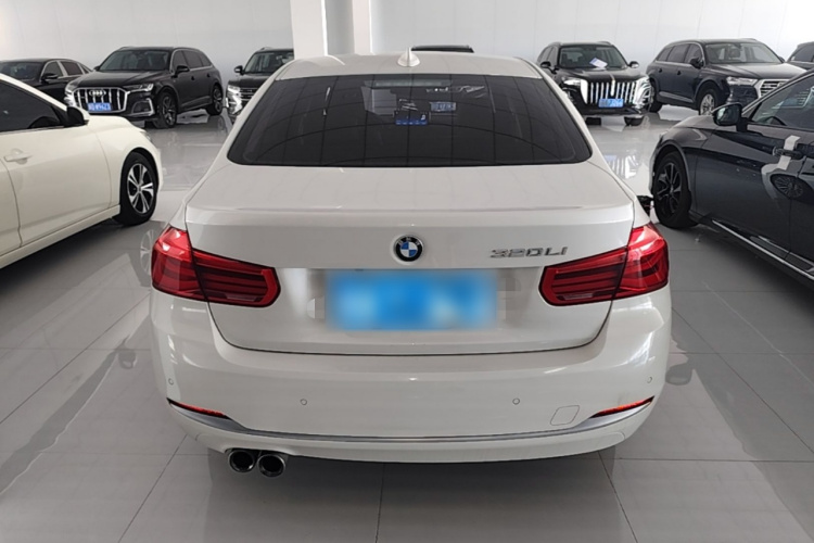 BMW 3 Series 2017 #6 BMW 3 Series 2017 car image #6