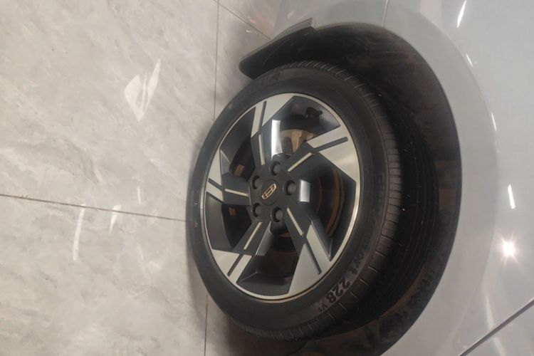 GEELY Emgrand L HiP 2022 #10 GEELY Emgrand L HiP 2022 car image #10