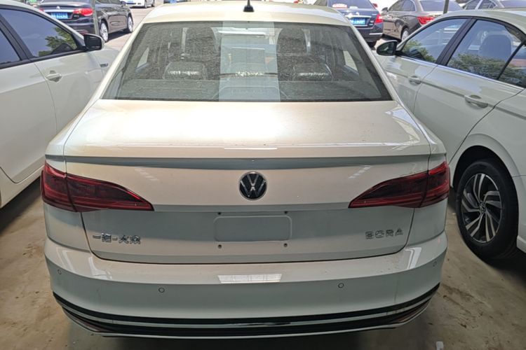 Volkswagen Bora 2026 car image #6
