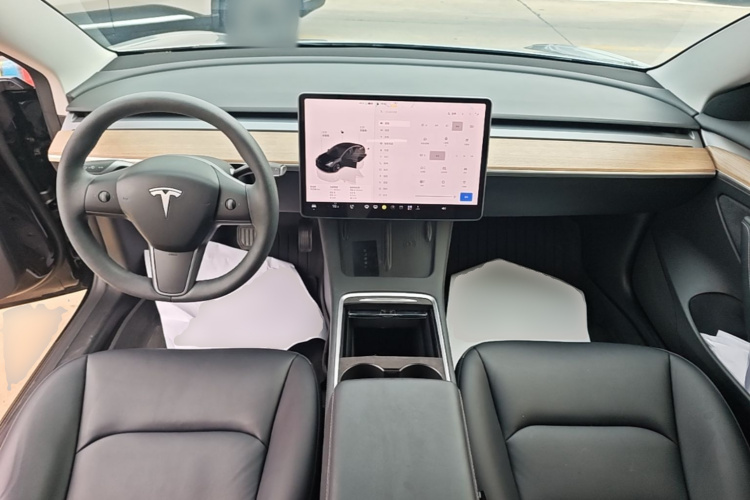 Tesla Model 3 2023 #11 Tesla Model 3 2023 car image #11