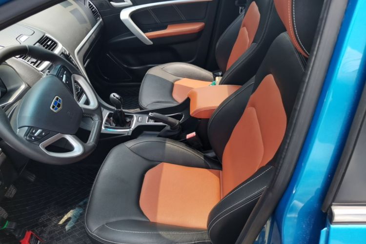 GEELY Emgrand 2016 car image #15