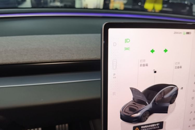 Tesla Model 3 2025 #14 Tesla Model 3 2025 car image #14