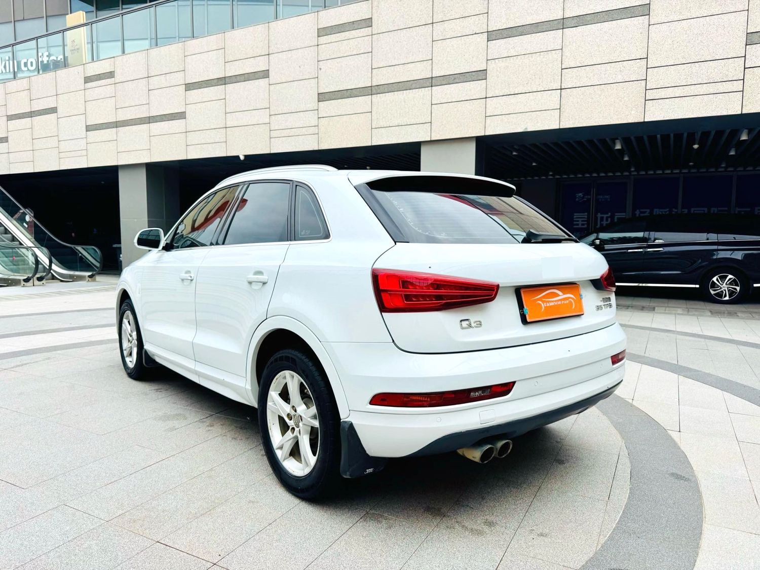 Audi Q3 2018 #10 Audi Q3 2018 car image #10