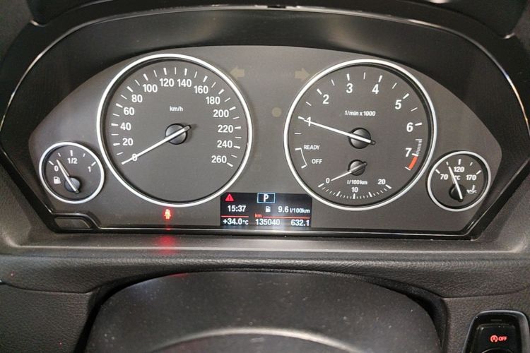 BMW 3 Series 2017 #12 BMW 3 Series 2017 car image #12