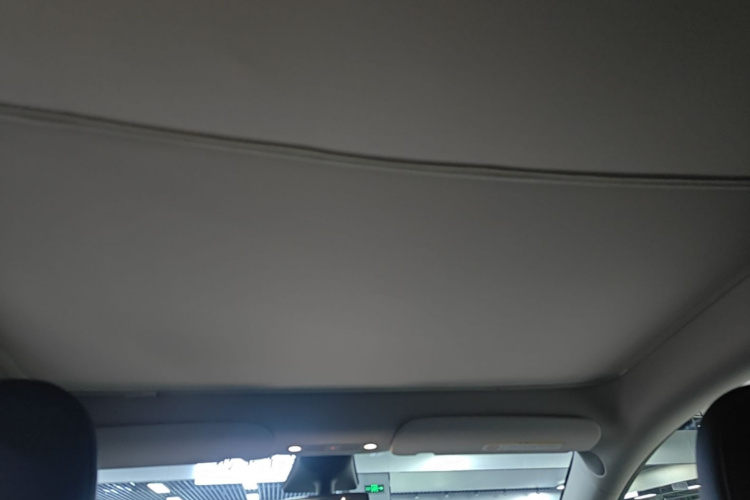 Tesla Model Y 2022 #18 Tesla Model Y 2022 car image #18