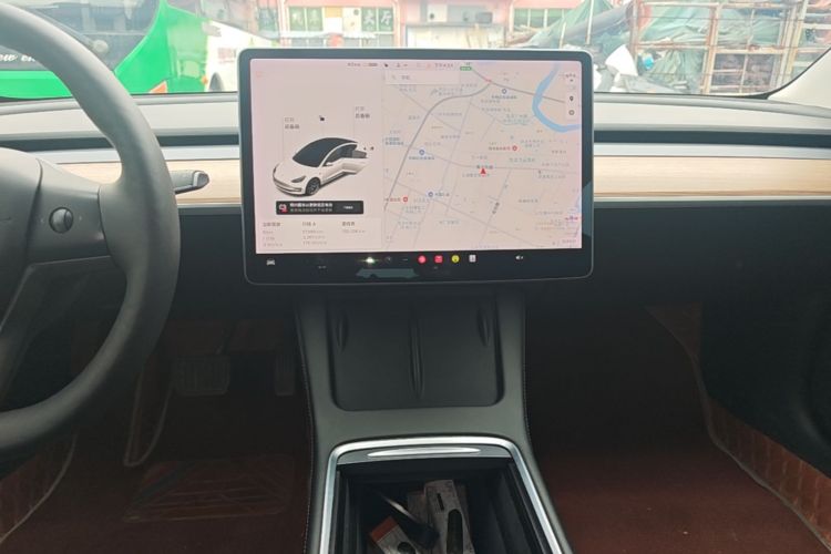 Tesla Model 3 2021 car image #13