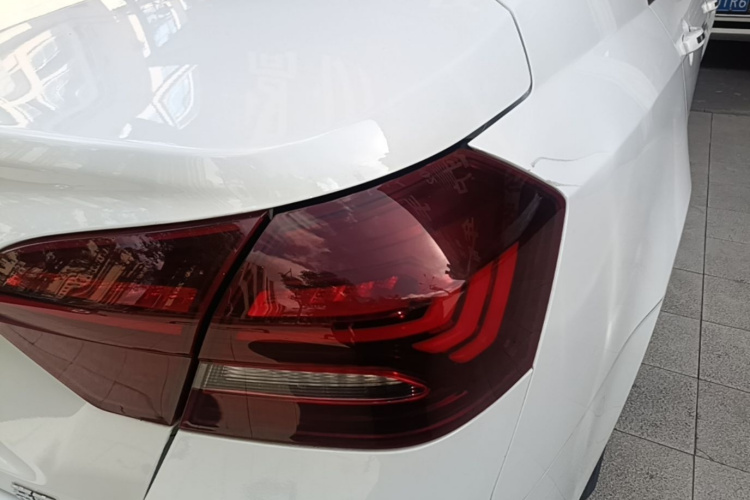 GEELY Emgrand 2022 #8 GEELY Emgrand 2022 car image #8