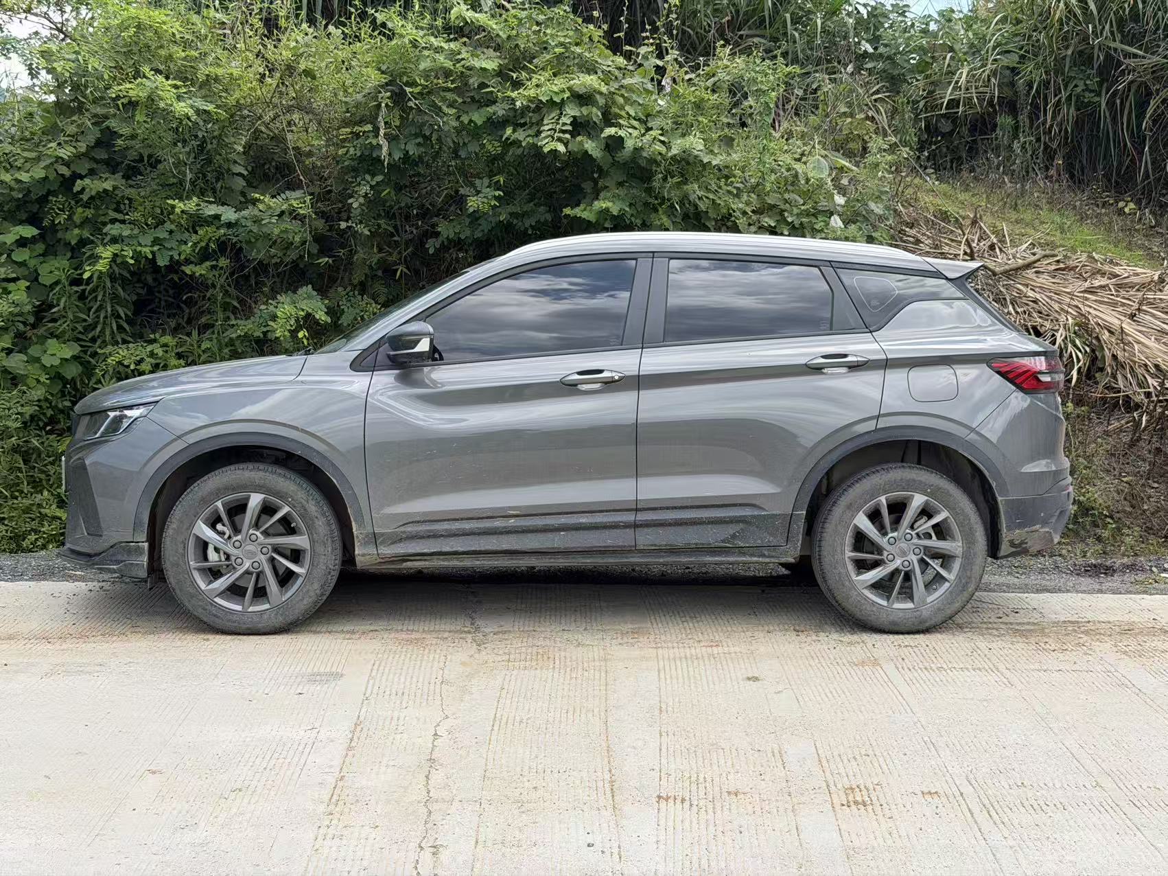 GEELY Coolray 2024 car image #3