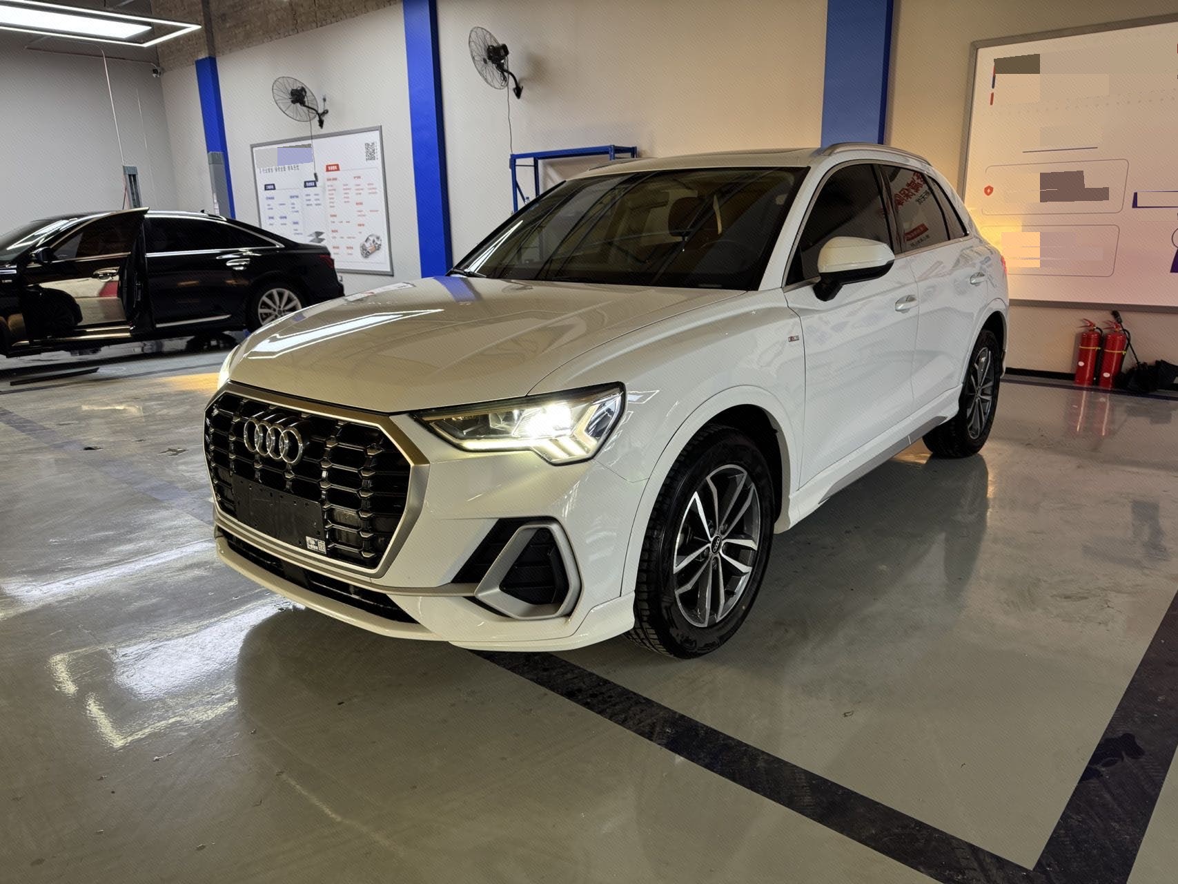 Audi Q3 2021 Audi Q3 2021 car image