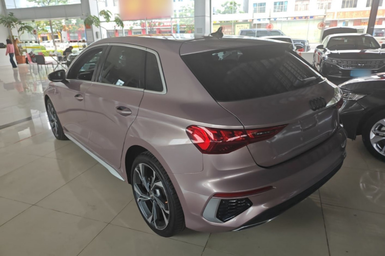 Audi A3 2021 immagine di auto #5