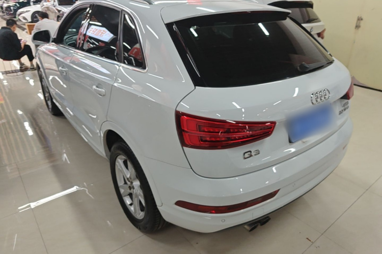 Audi Q3 2018 #5 Audi Q3 2018 изображение автомобиля #5