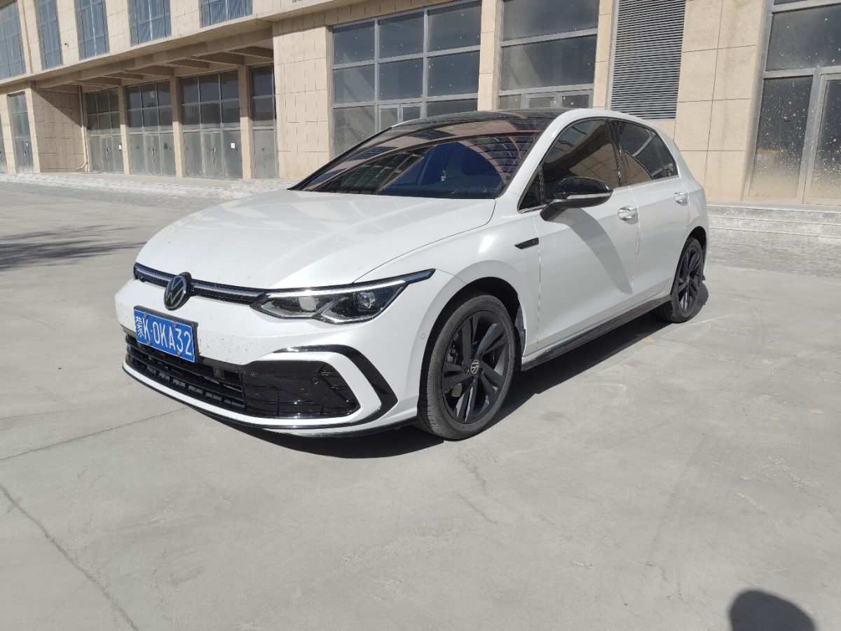 Volkswagen Golf 2021 car image 