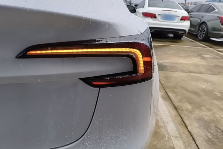 Tesla Model 3 2025 #8 Tesla Model 3 2025 car image #8